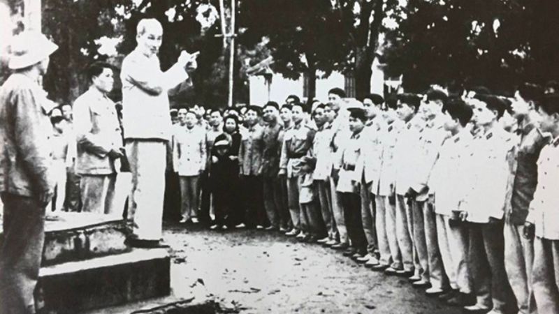 Bối cảnh lịch sử ngày 19 tháng 8 năm 1945